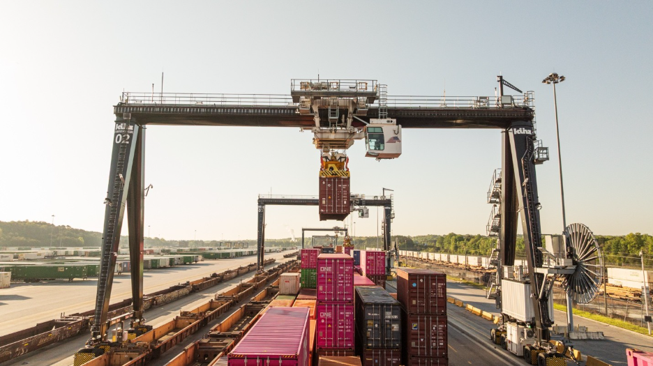 Gantry cranes handling intermodal containers at the Austell, Georgia terminal